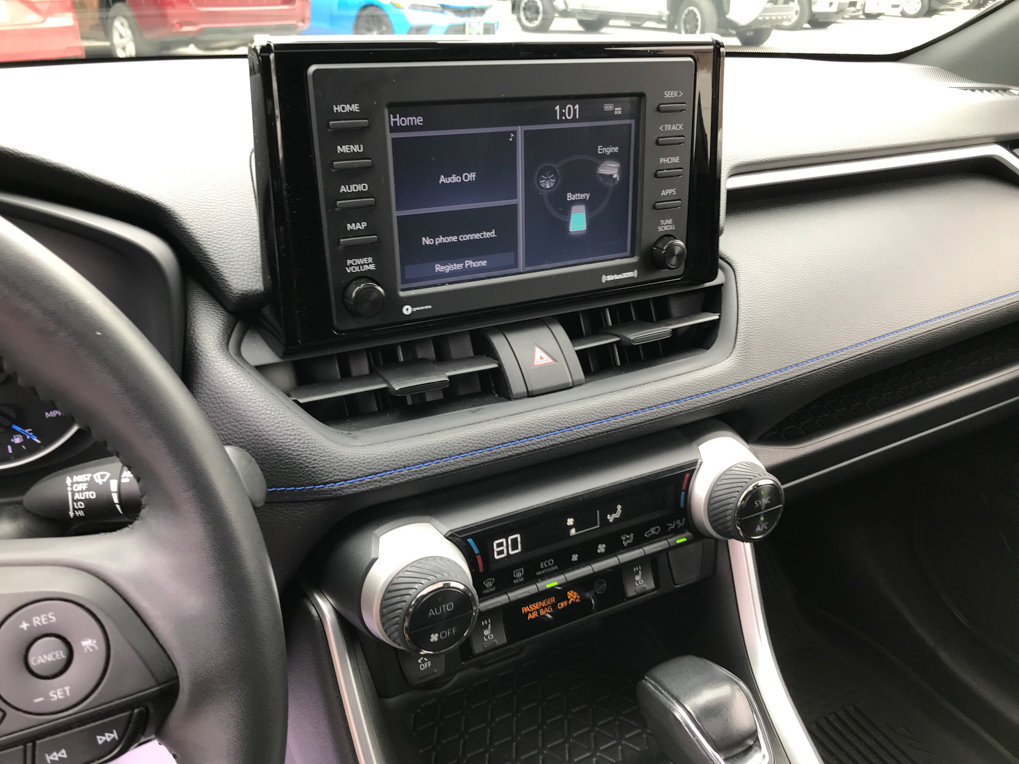 Certified 2022 Toyota RAV4 SE w/ Convenience Package image 19