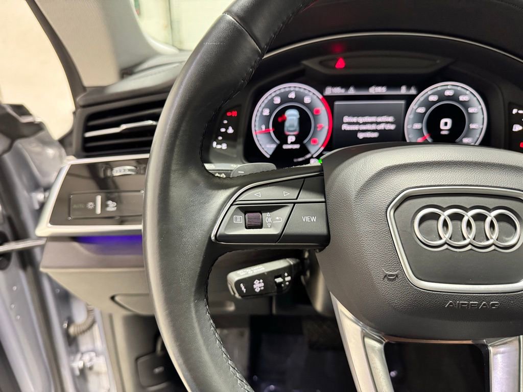 Used 2022 Audi Q8 Prestige image 18