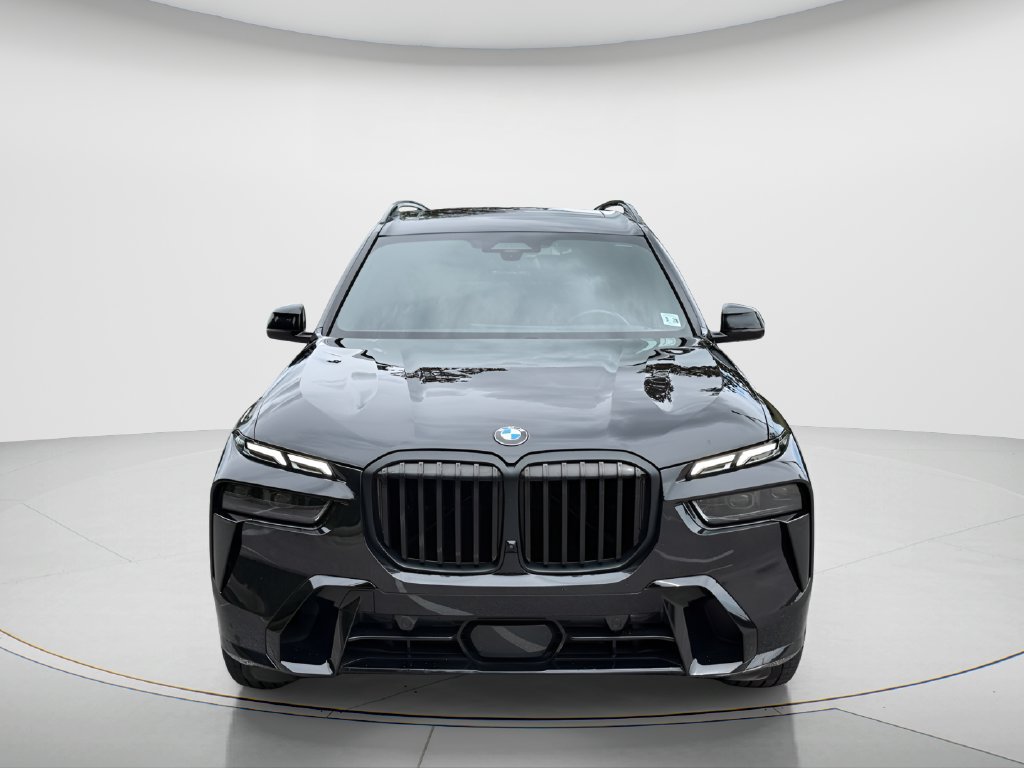 Used 2023 BMW X7 xDrive40i w/ Executive Package AWD/4WD image 2