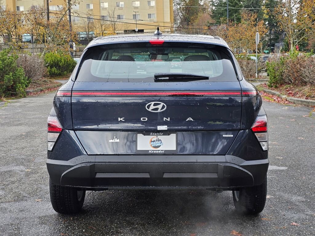 New 2026 Hyundai Kona SE image 6