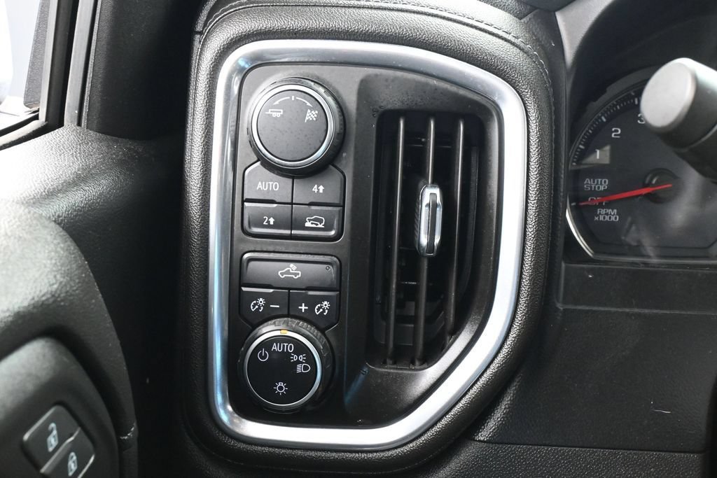 Used 2019 Chevrolet Silverado 1500 LT w/ All-Star Edition AWD/4WD image 16