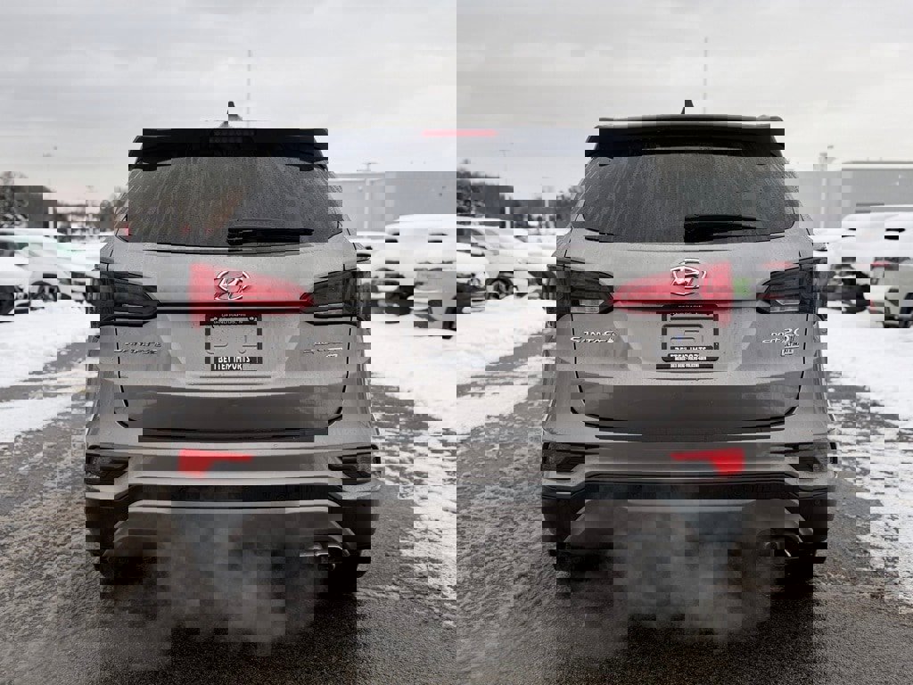 Used 2017 Hyundai Santa Fe Sport image 5