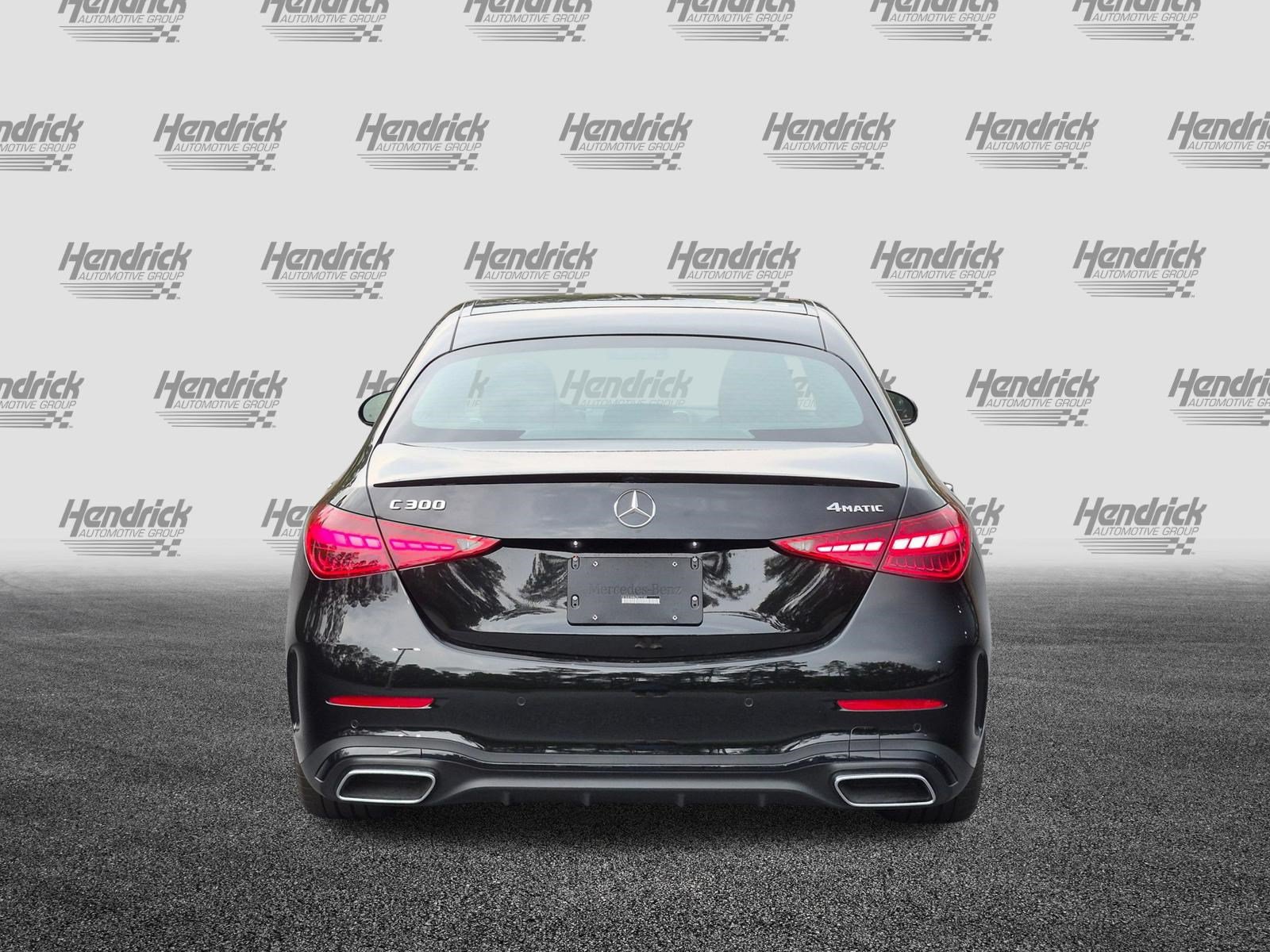 Used 2025 Mercedes-Benz C 300 4MATIC Sedan image 9