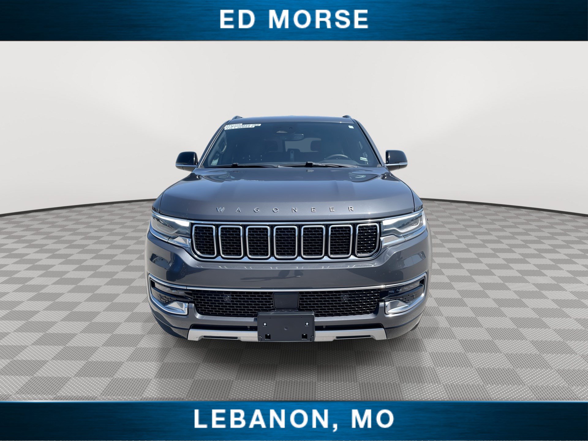 Used 2024 Jeep Wagoneer L Series II w/ Flexible Seating Group AWD/4WD image 3