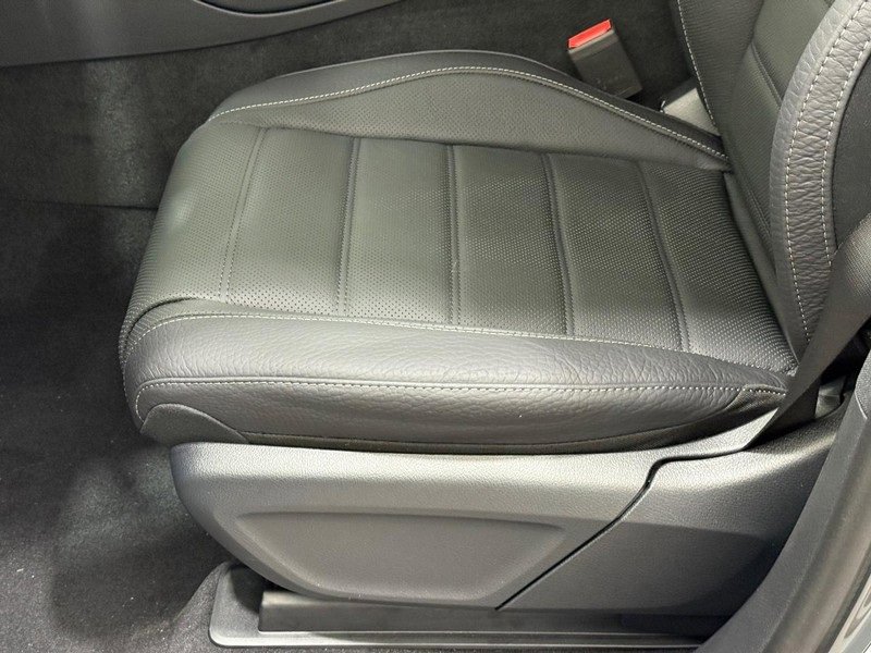 New 2026 Mercedes-Benz GLS 450 4MATIC image 16