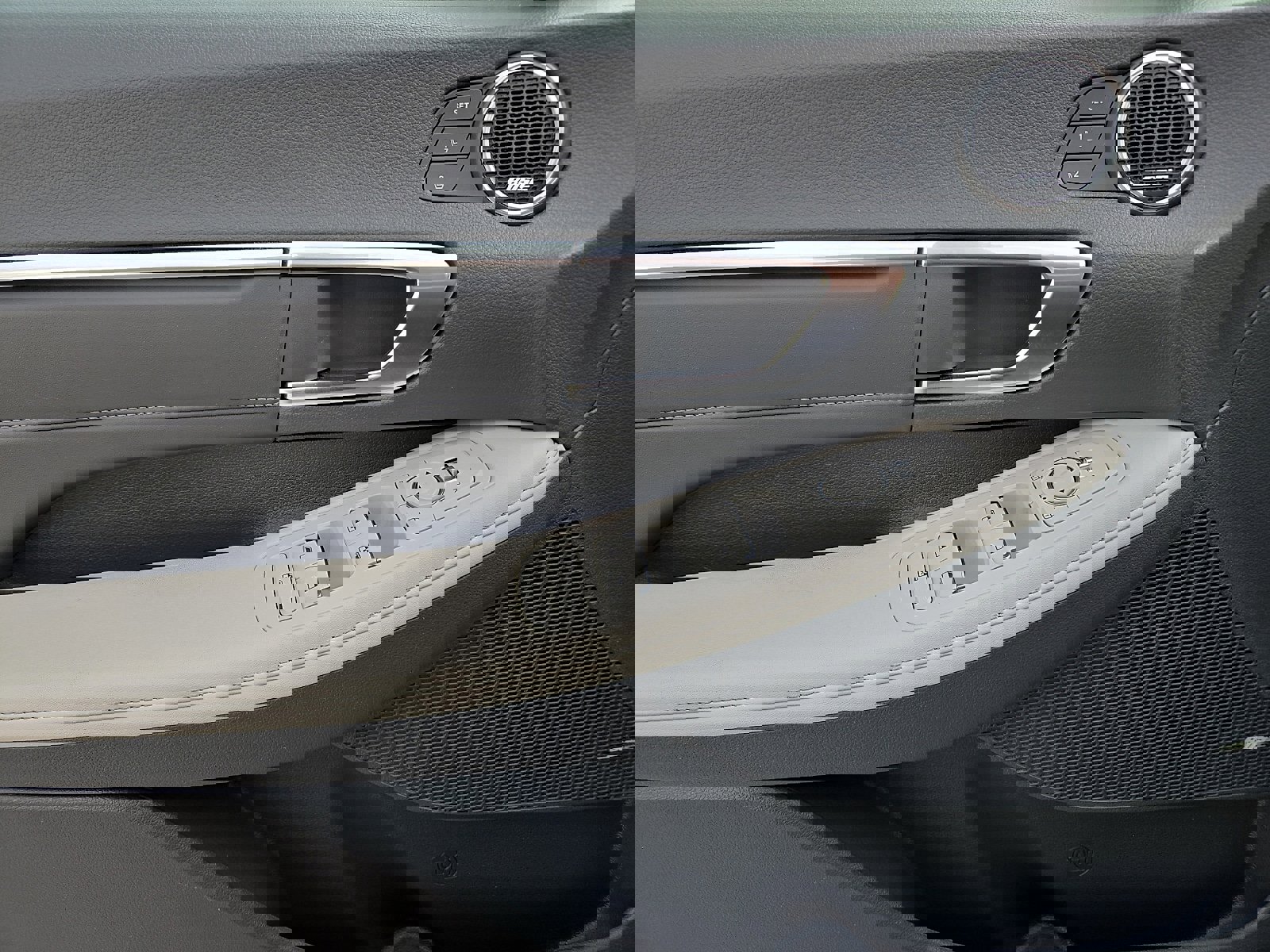 Used 2023 Hyundai Sonata Limited w/ Cargo Package image 13