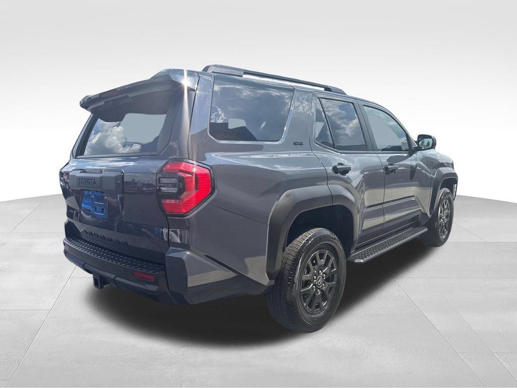 Used 2025 Toyota 4Runner SR5 AWD/4WD image 6