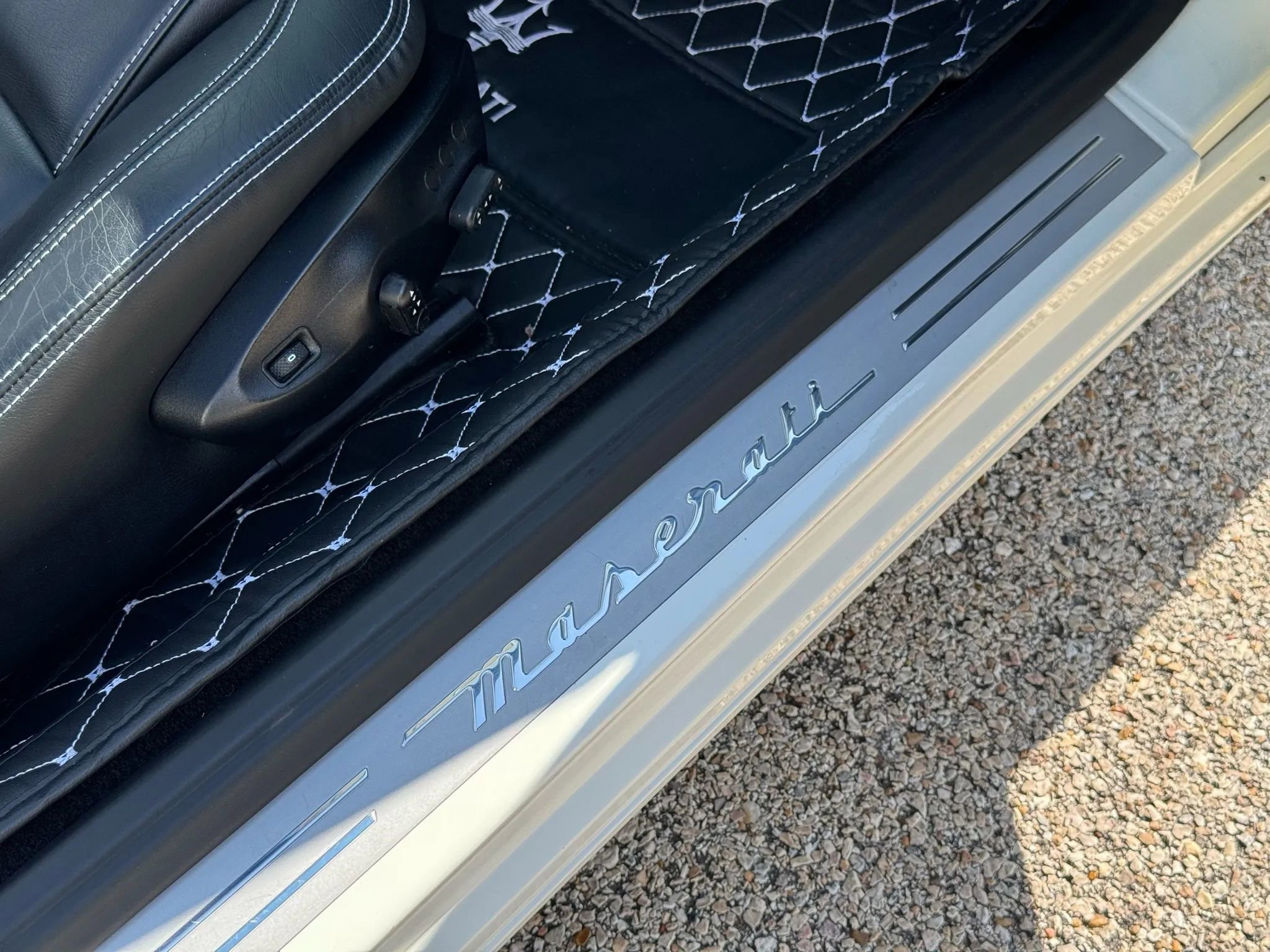 Used 2013 Maserati GranTurismo Convertible image 28