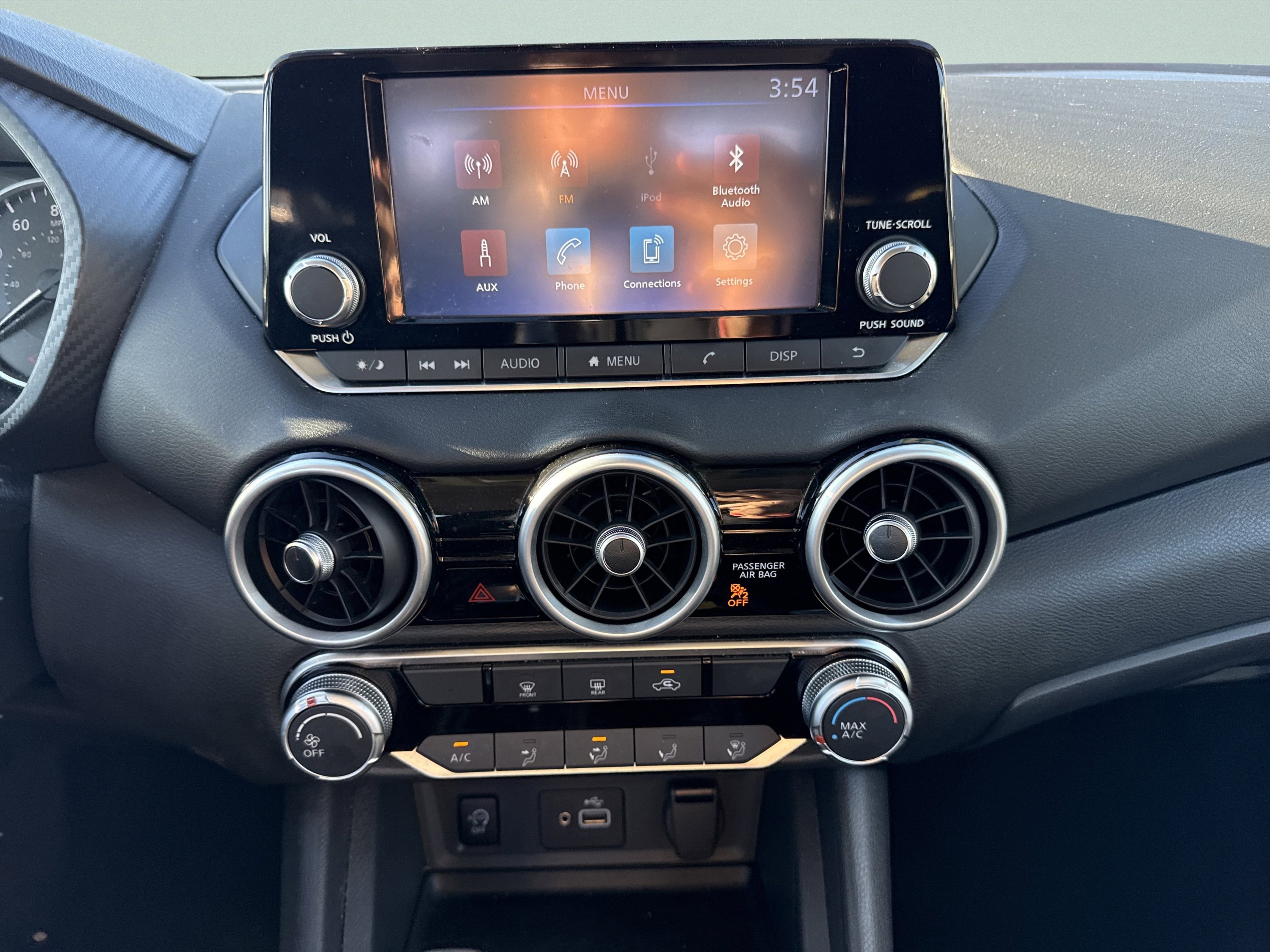 Used 2025 Nissan Sentra S image 23