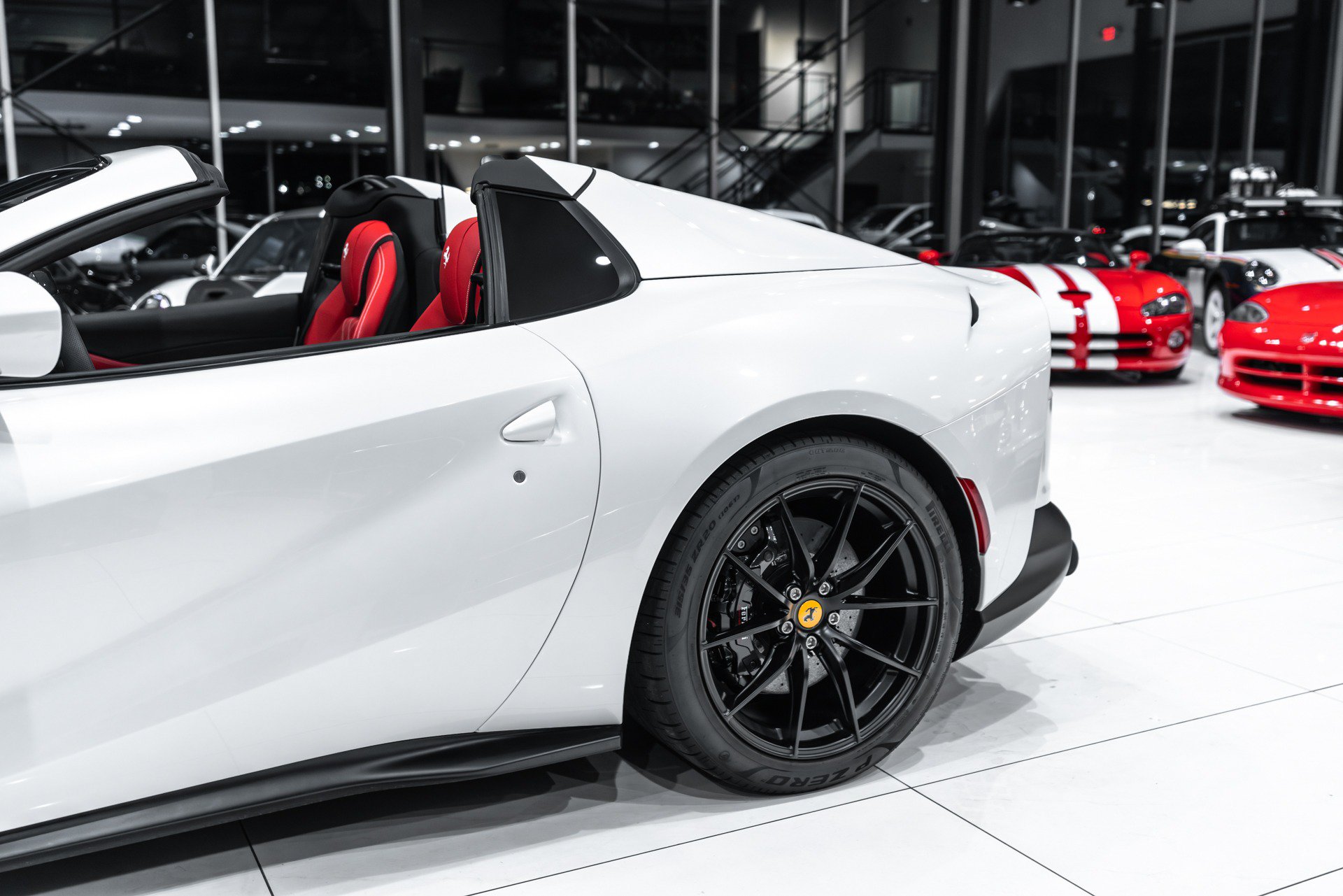 Used 2023 Ferrari 812 GTS RWD image 43