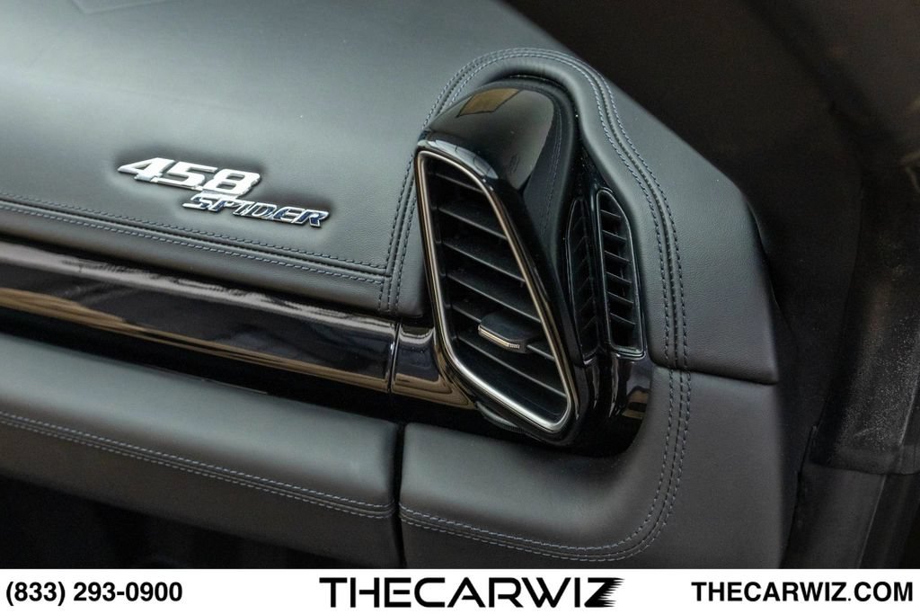 Used 2015 Ferrari 458 Spider RWD image 94