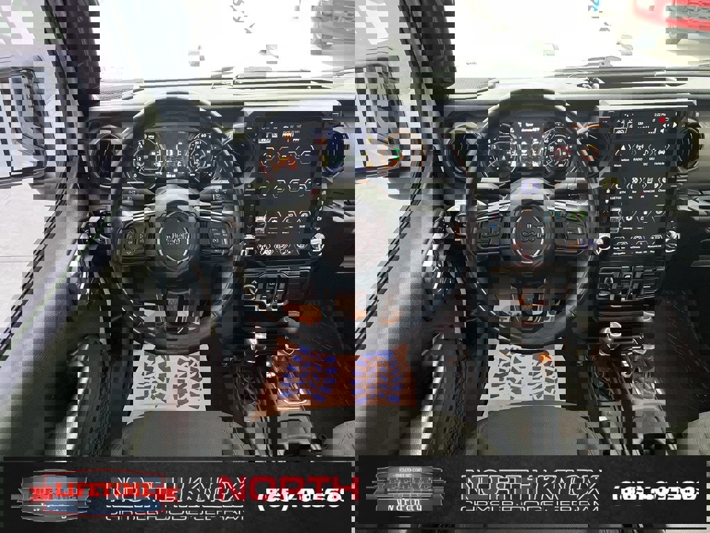 Used 2021 Jeep Gladiator Sport image 12