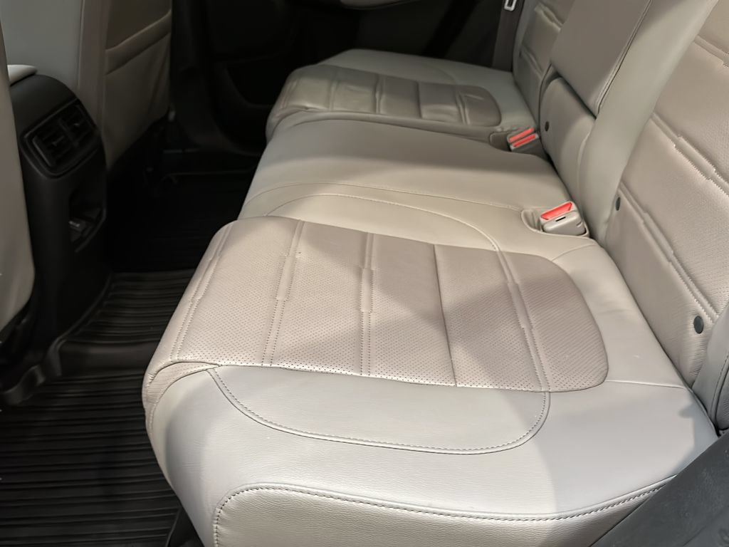 Used 2019 Honda CR-V EX-L image 17