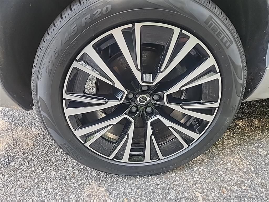 Certified 2025 Volvo XC90 T8 Core w/ Protection Package Premier AWD/4WD image 11