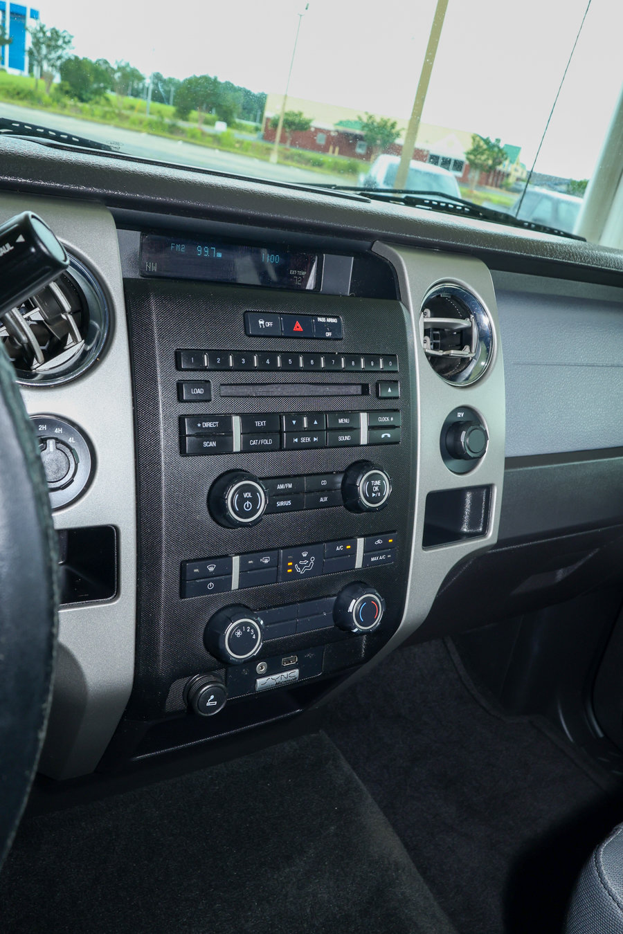 Used 2012 Ford F150 XLT w/ XLT Chrome Pkg AWD/4WD image 16