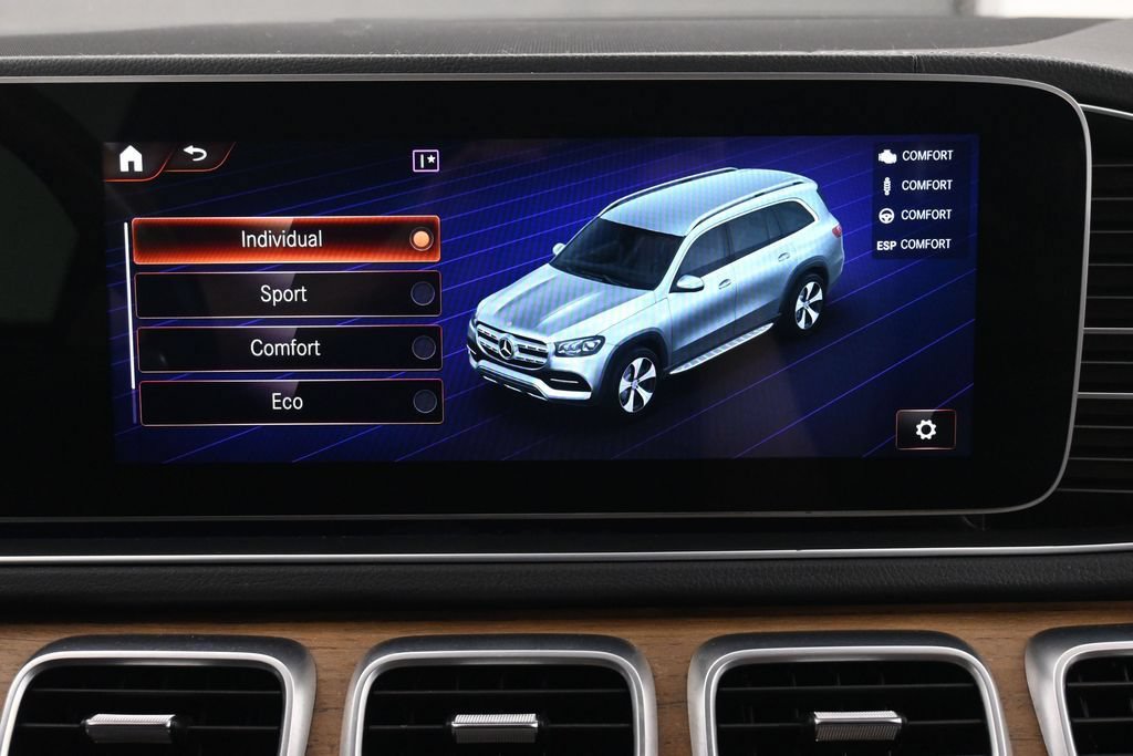 Used 2022 Mercedes-Benz GLS 450 4MATIC image 42