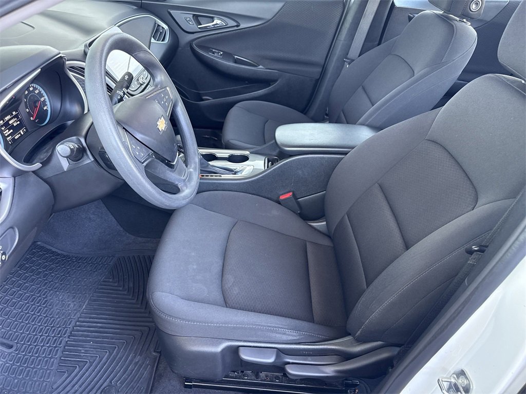 Used 2021 Chevrolet Malibu LS image 12