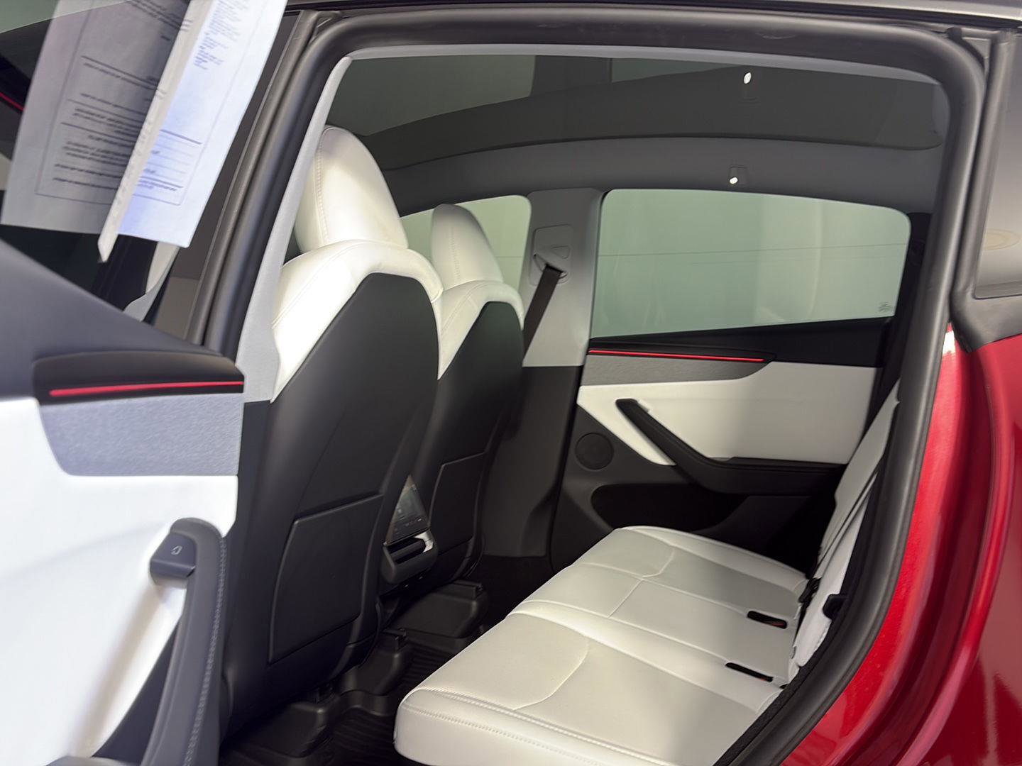 Used 2026 Tesla Model Y Long Range image 19