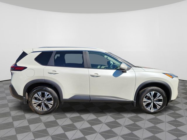 Certified 2023 Nissan Rogue SV w/ SV Premium B Package AWD/4WD image 6