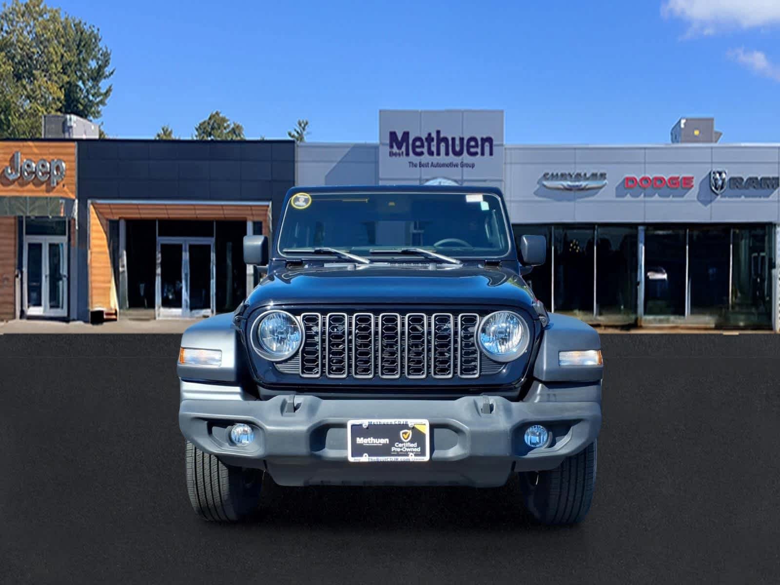 Used 2024 Jeep Wrangler Unlimited Sport AWD/4WD image 10