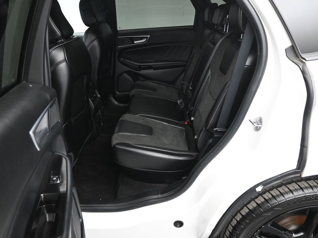 Used 2020 Ford Edge ST w/ Equipment Group 401A image 12