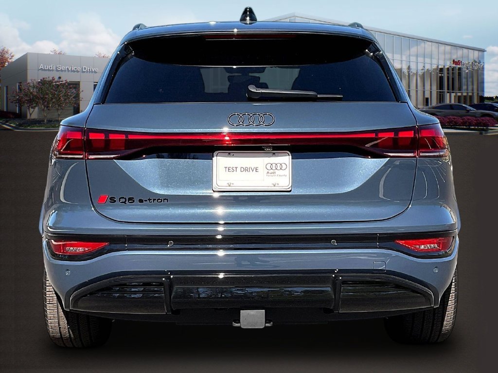 New 2027 Audi SQ6 e-tron Prestige AWD/4WD image 4