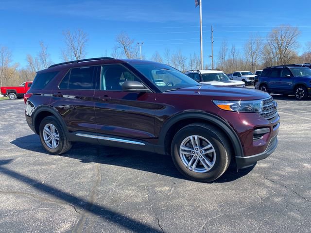 Used 2022 Ford Explorer XLT image 13
