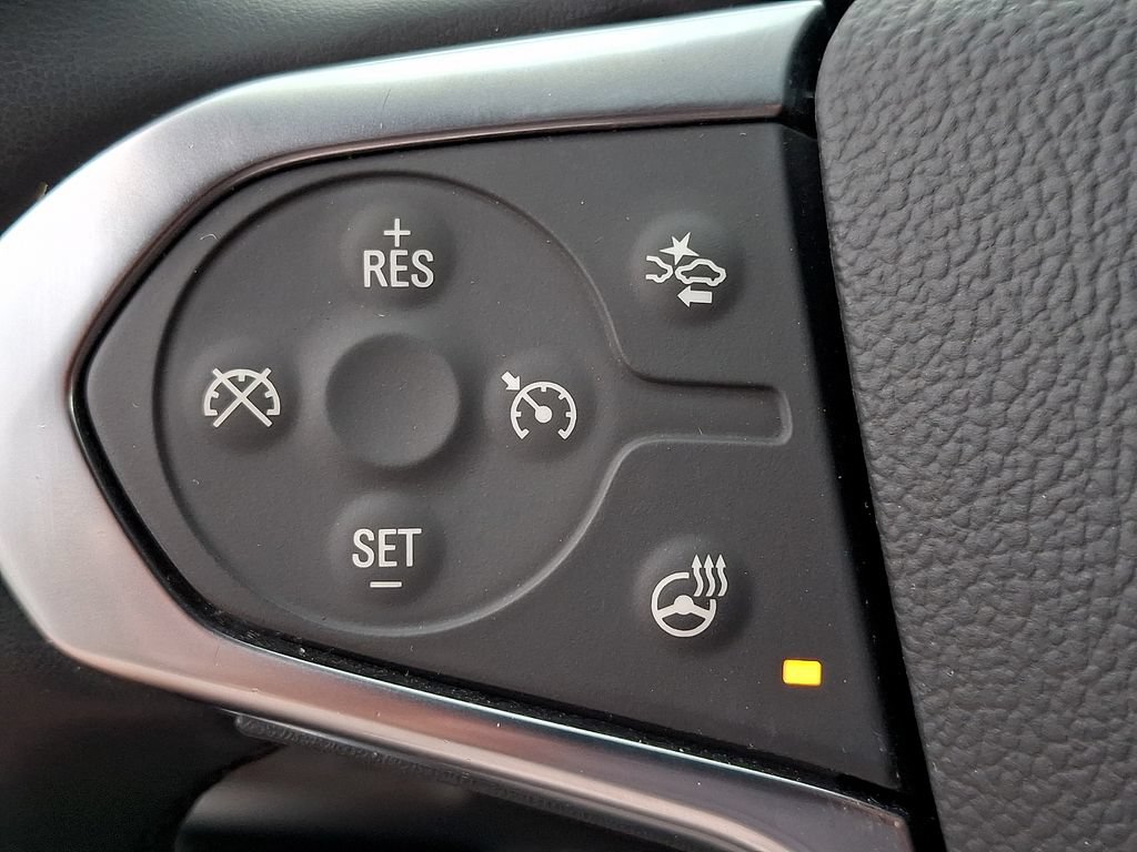 Used 2023 Chevrolet Traverse LT w/ LPO, Roadside Safety Package AWD/4WD image 22