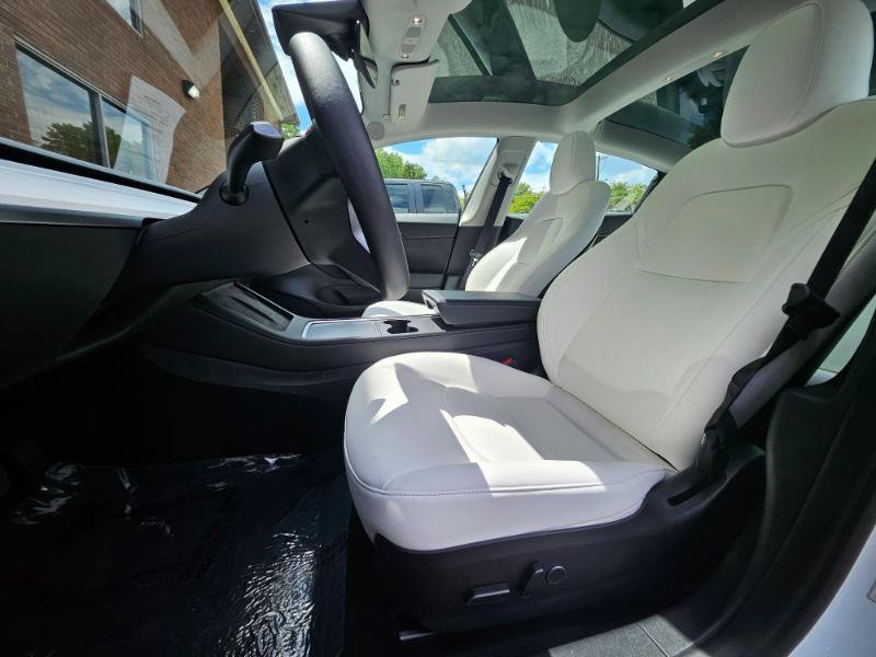 Used 2023 Tesla Model 3 Standard Range RWD image 34