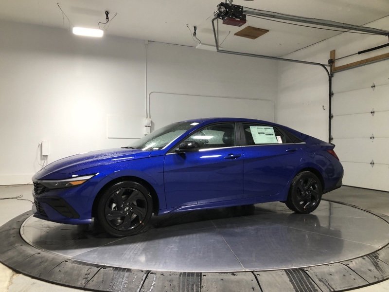 New 2026 Hyundai Elantra SEL Sport w/ Cargo Package image 4