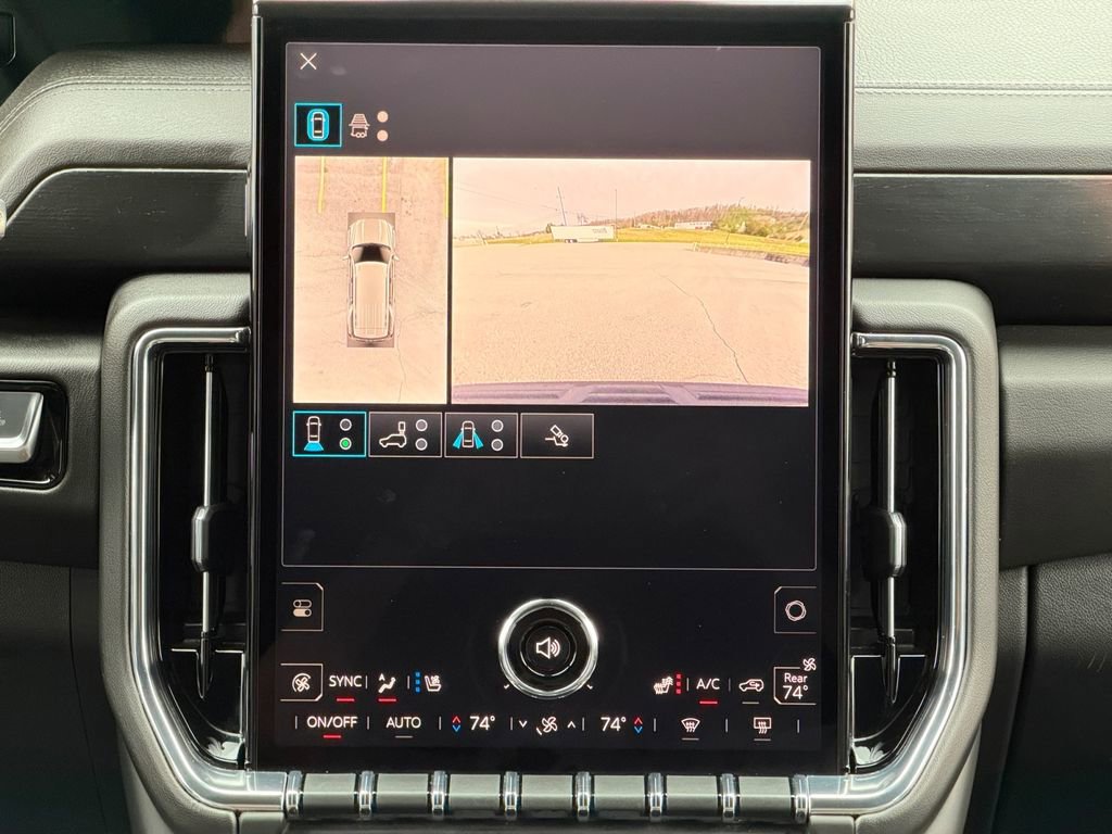 Used 2025 GMC Yukon Denali image 12