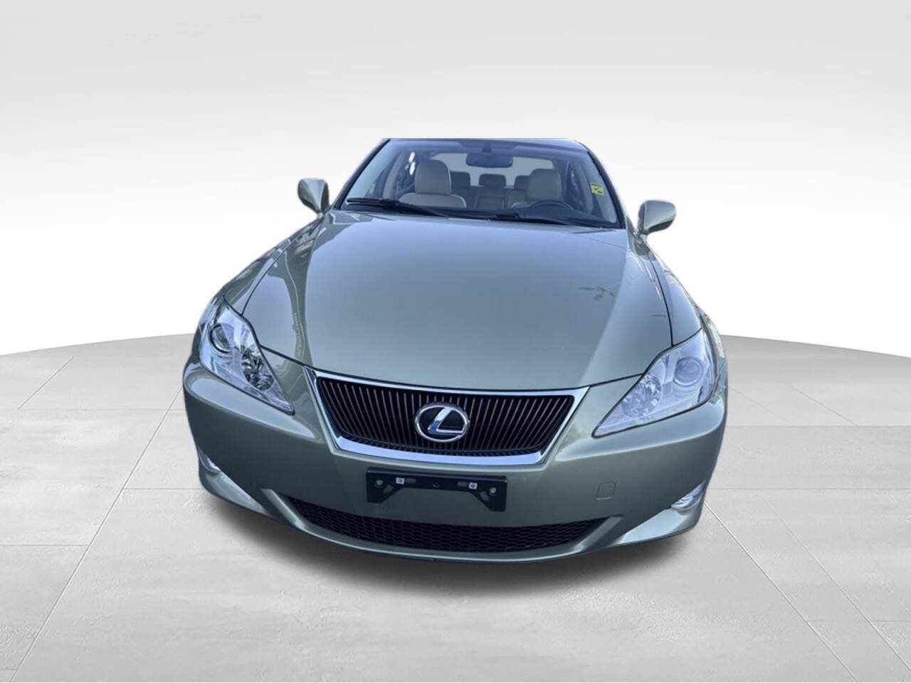 Used 2008 Lexus IS 250 w/ Premium Pkg RWD image 2