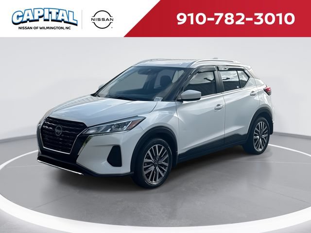 Used 2023 Nissan Kicks SV FWD image 1