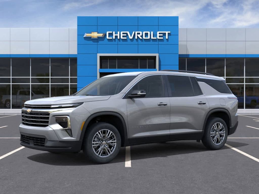 New 2026 Chevrolet Traverse LT w/ Driver Confidence Package image 2