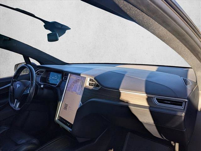 Used 2016 Tesla Model X 75D image 18