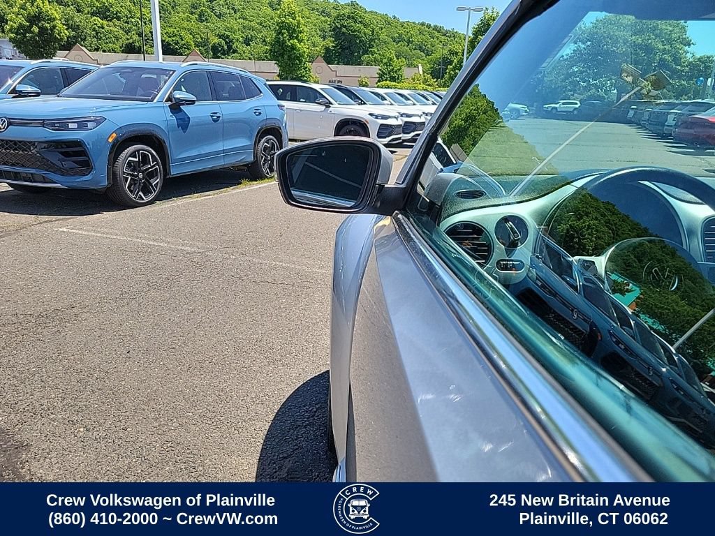 Used 2015 Volkswagen Beetle 1.8T FWD image 26