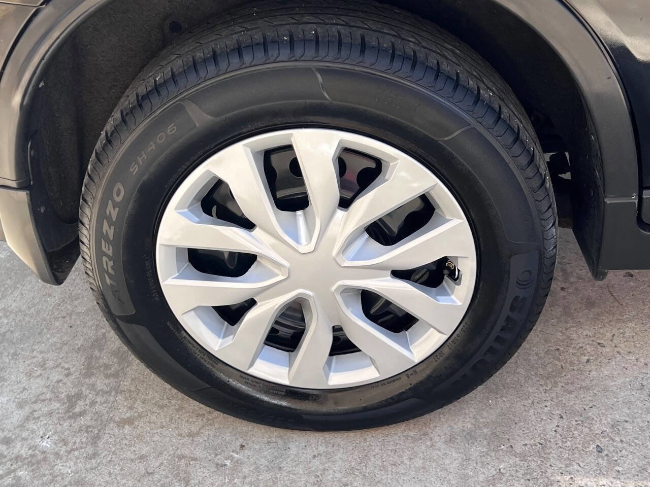 Used 2016 Nissan Rogue S image 10