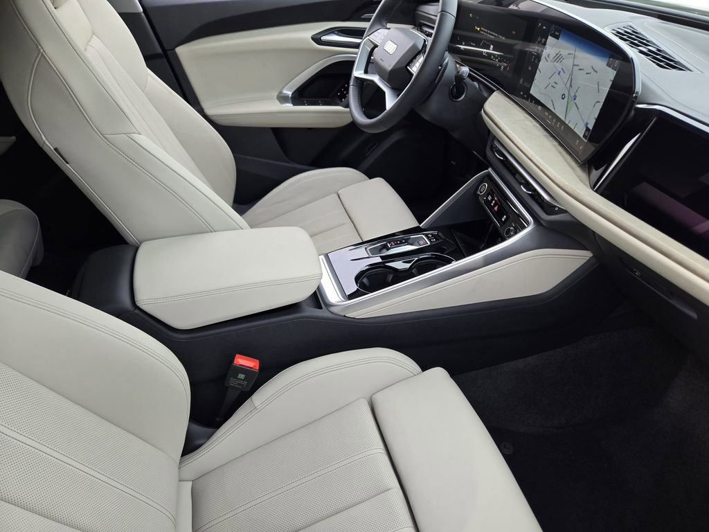 Certified 2025 Audi Q5 Prestige image 16