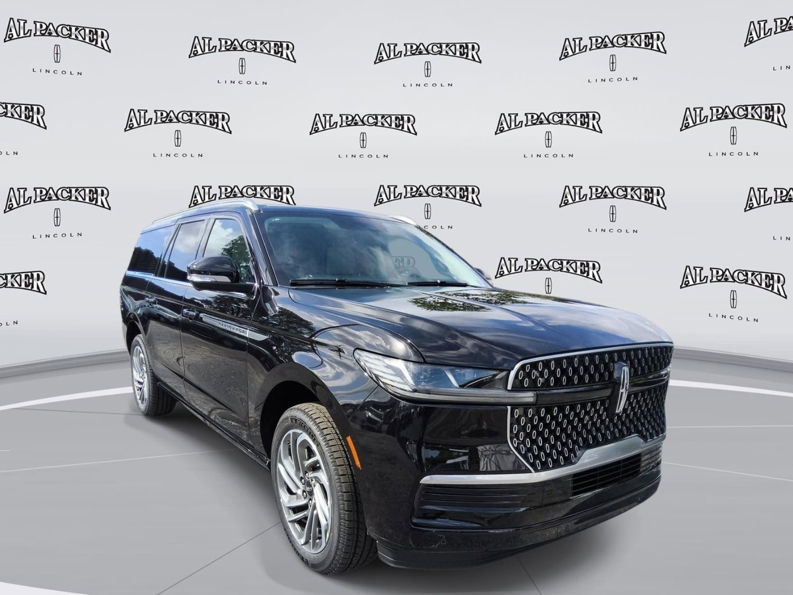 New 2026 Lincoln Navigator L Reserve AWD/4WD image 7