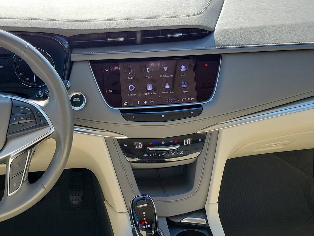 Used 2021 Cadillac XT5 Premium Luxury w/ LPO, Floor Liner Package FWD image 31