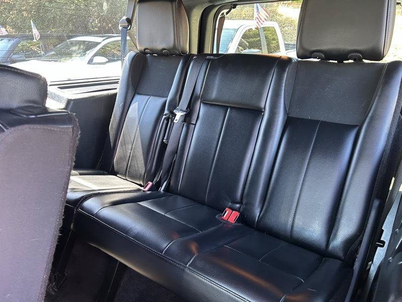 Used 2015 Ford Expedition EL XLT w/ Equipment Group 202A RWD image 16