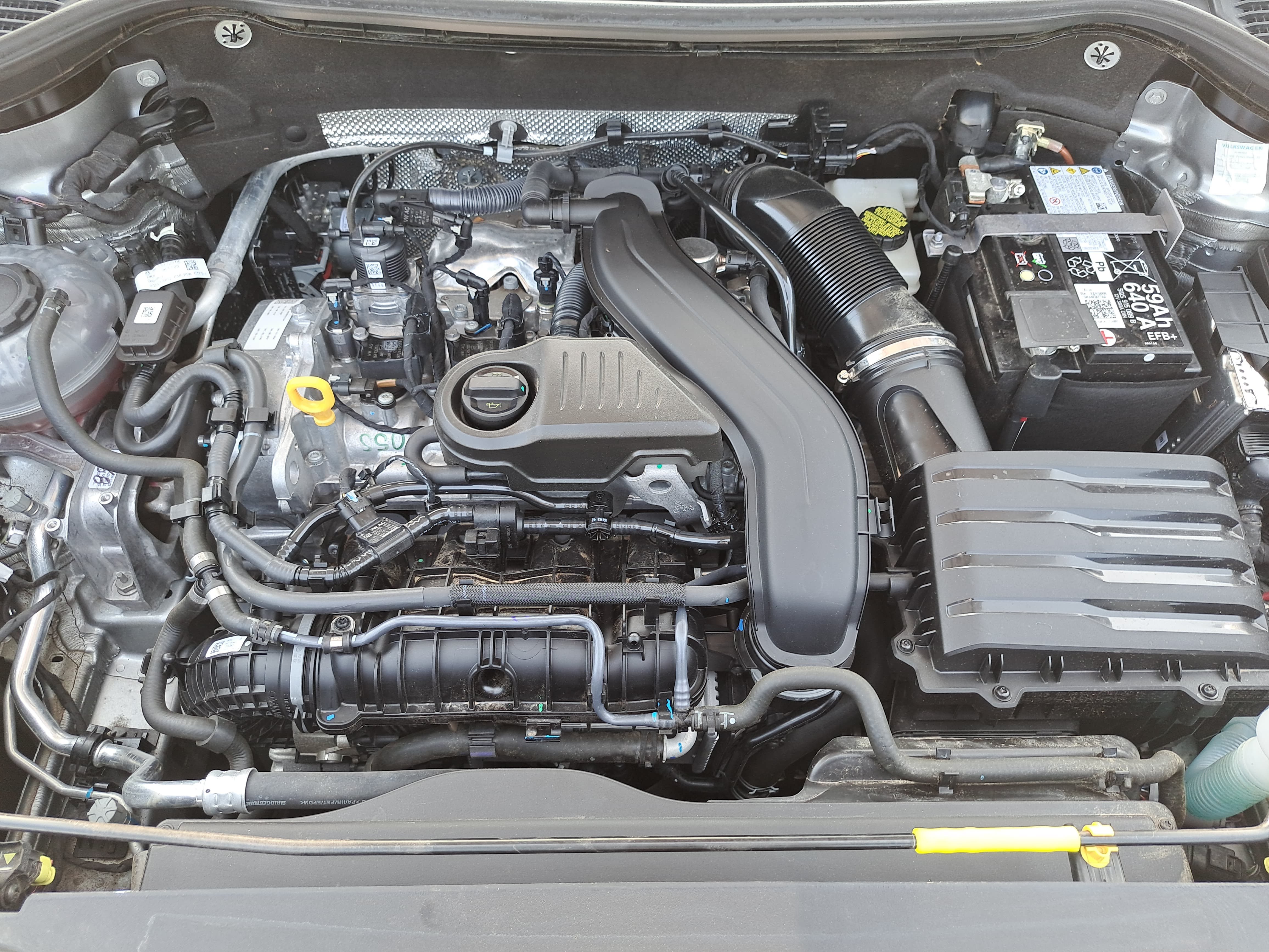 Certified 2024 Volkswagen Taos S FWD image 30