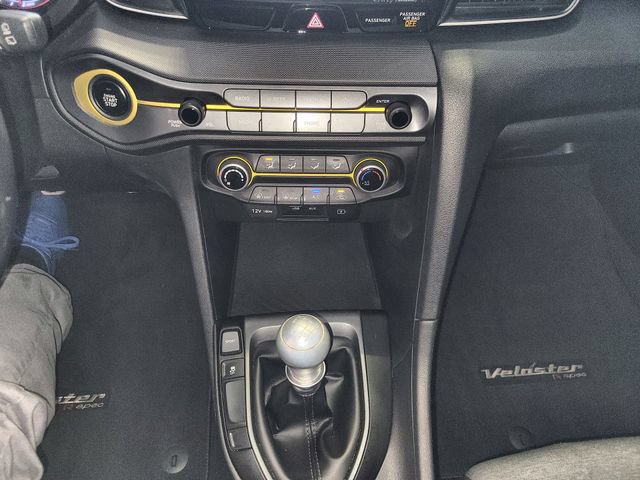Used 2020 Hyundai Veloster Turbo R-Spec FWD image 19