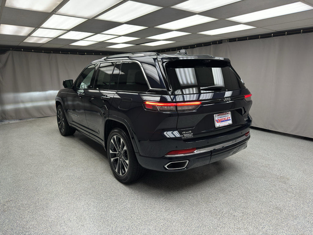 Used 2023 Jeep Grand Cherokee Overland w/ Adv Protech Group III AWD/4WD image 2
