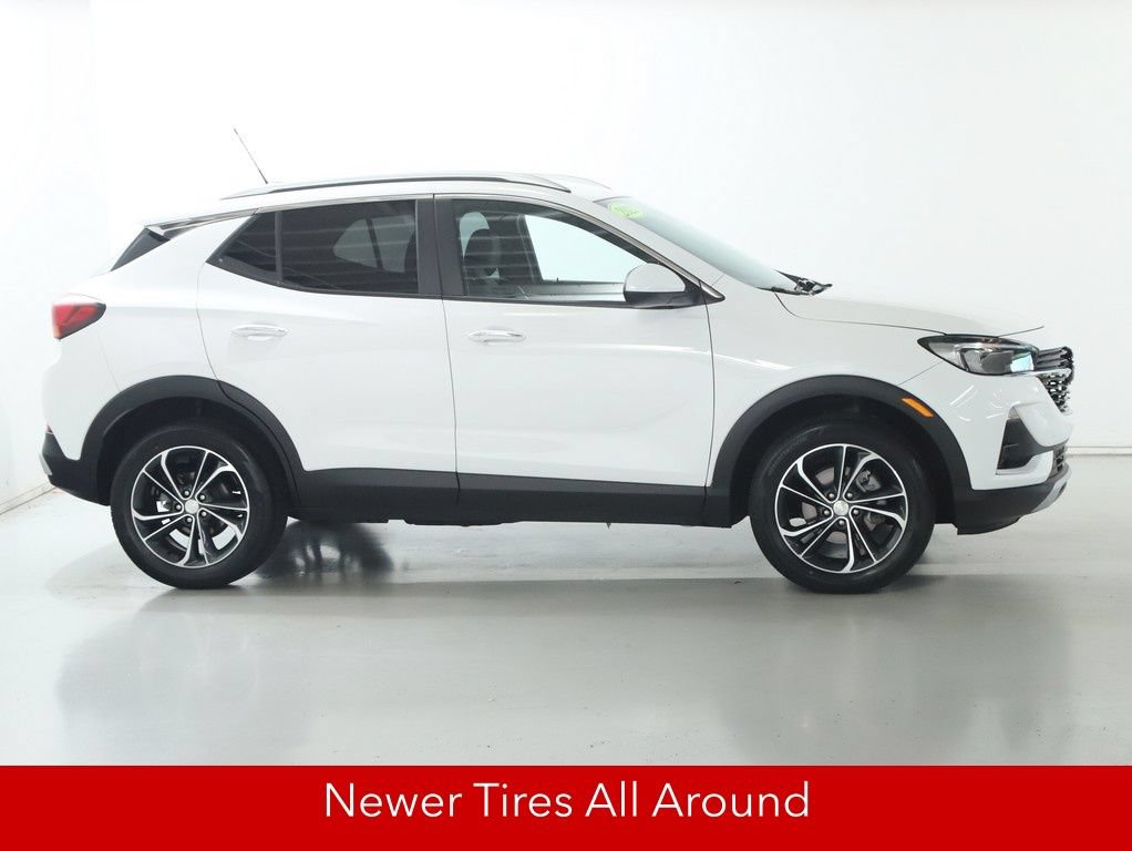 Used 2023 Buick Encore GX Select w/ Safety Package II AWD/4WD image 12