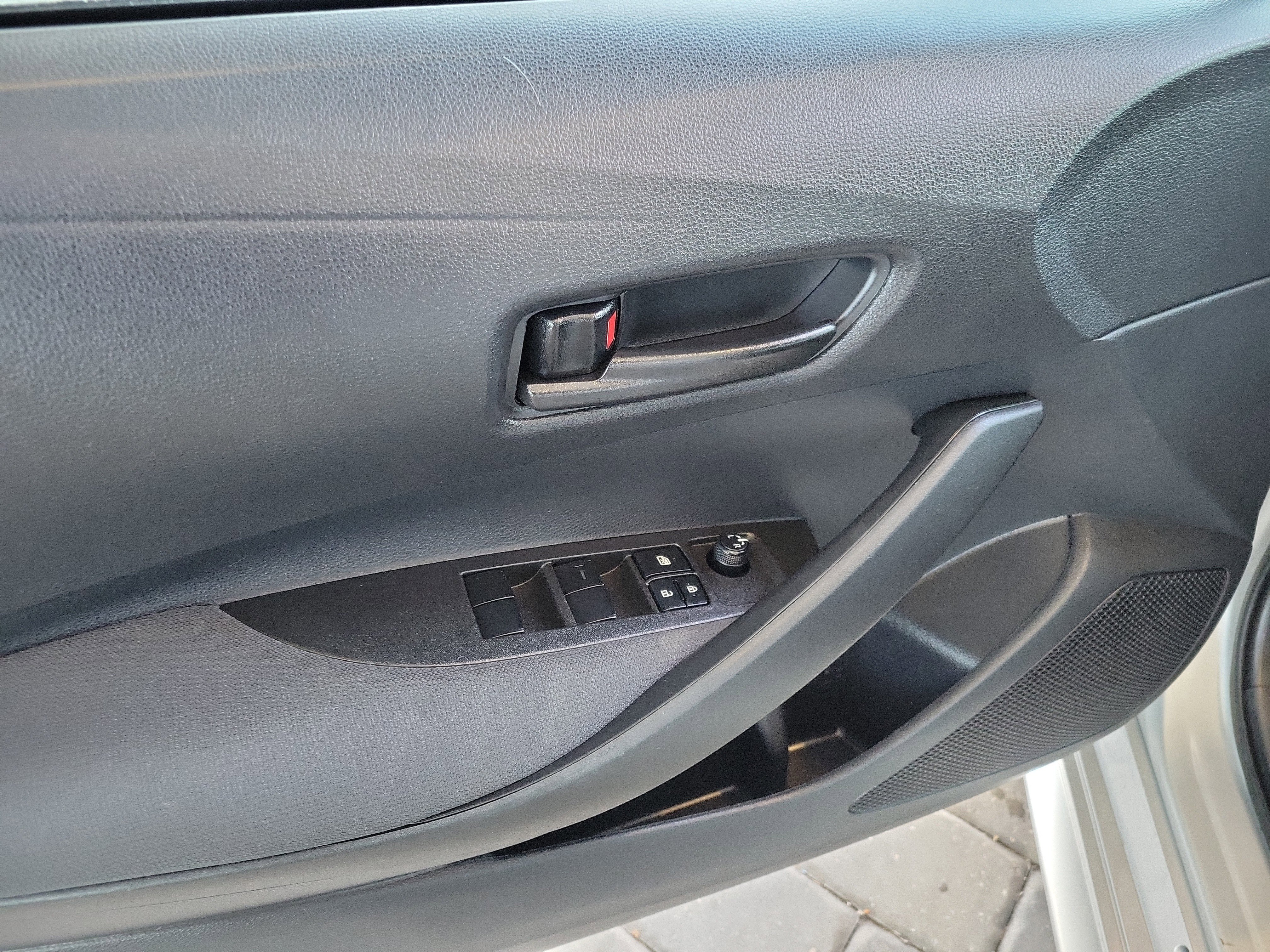 Certified 2023 Toyota Corolla LE image 11