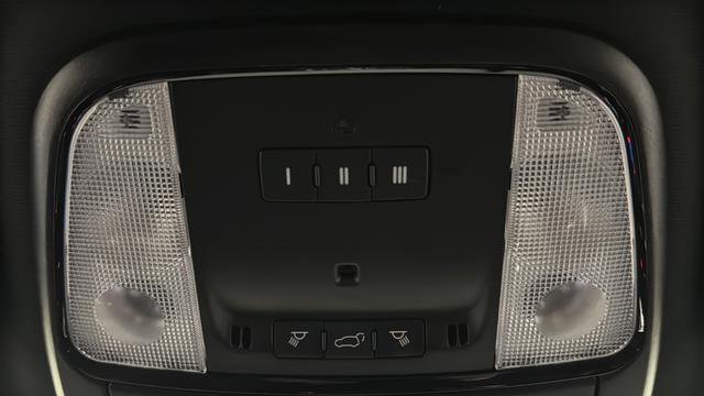 Used 2022 Dodge Durango GT image 38