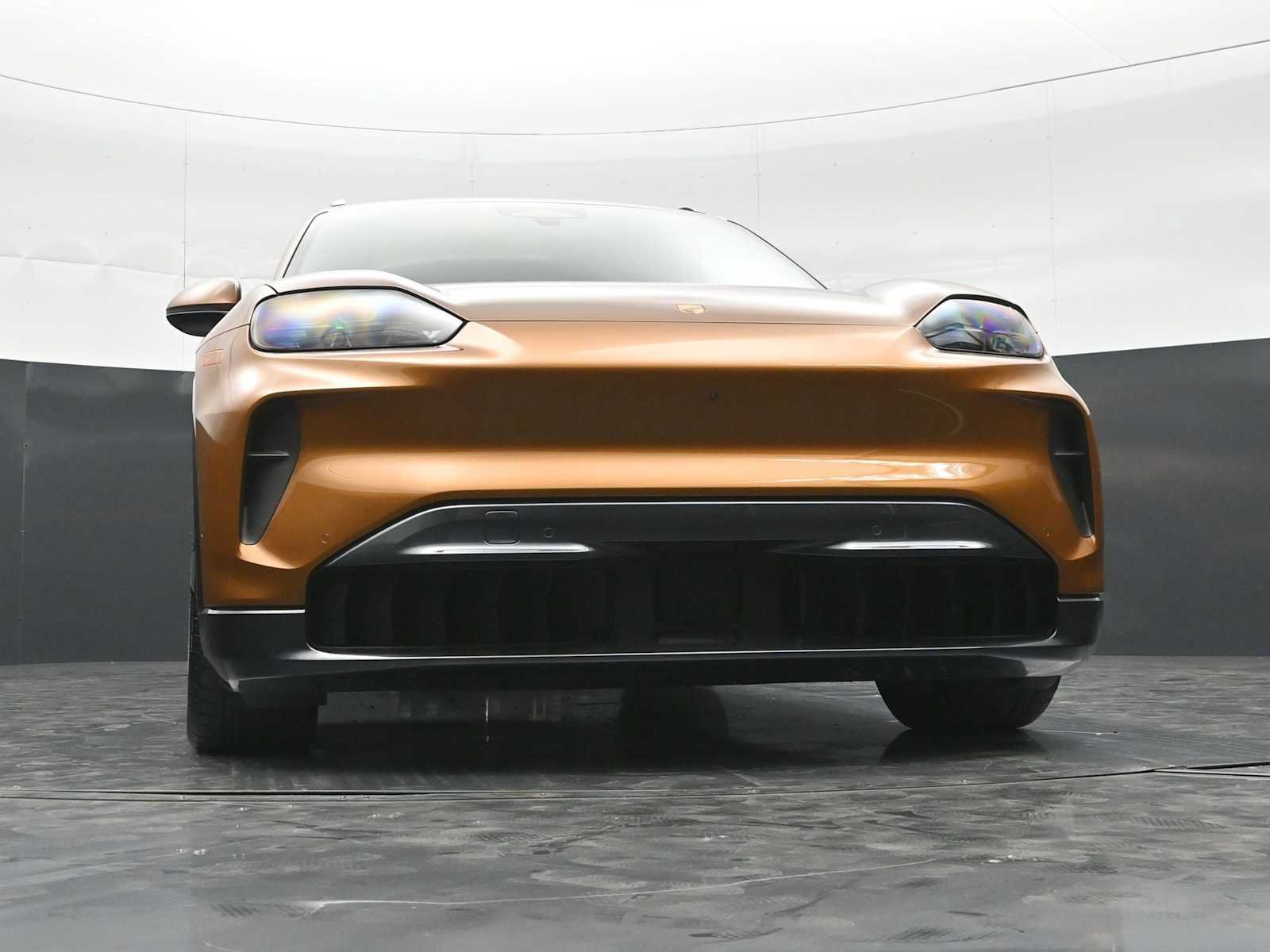 New 2026 Porsche Cayenne Electric AWD/4WD image 53