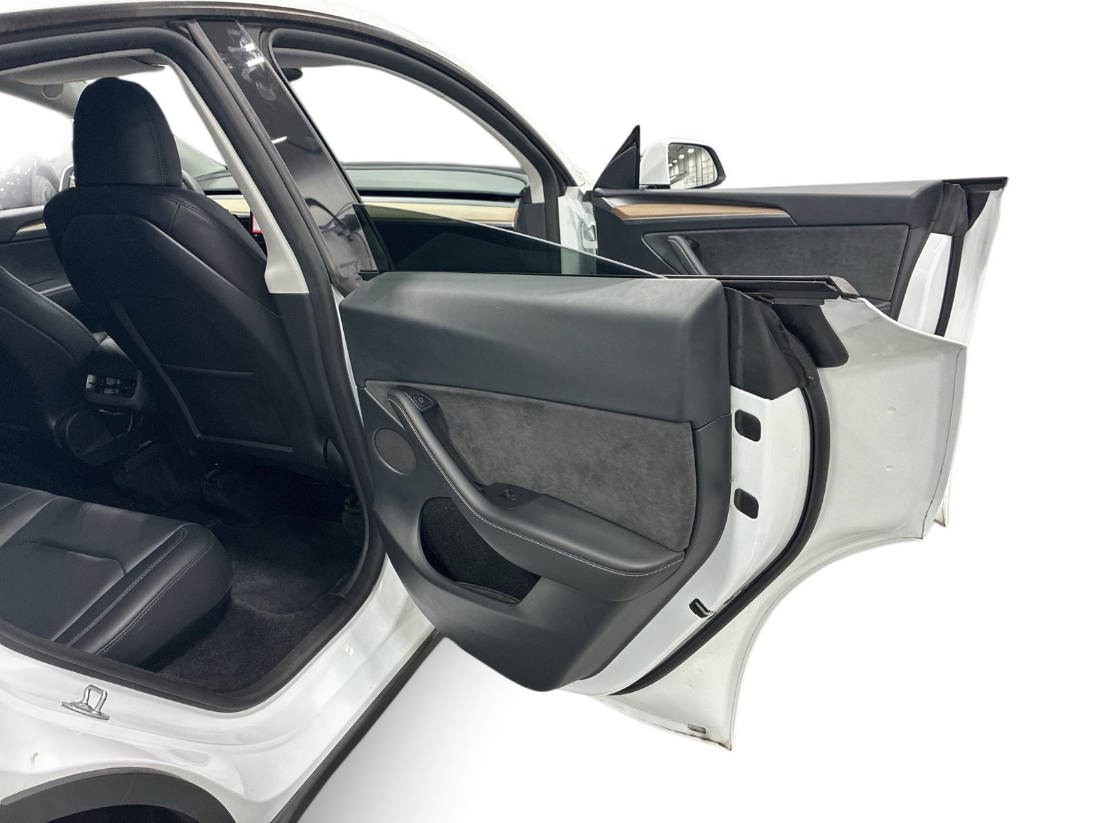 Certified 2023 Tesla Model Y Long Range AWD/4WD image 12