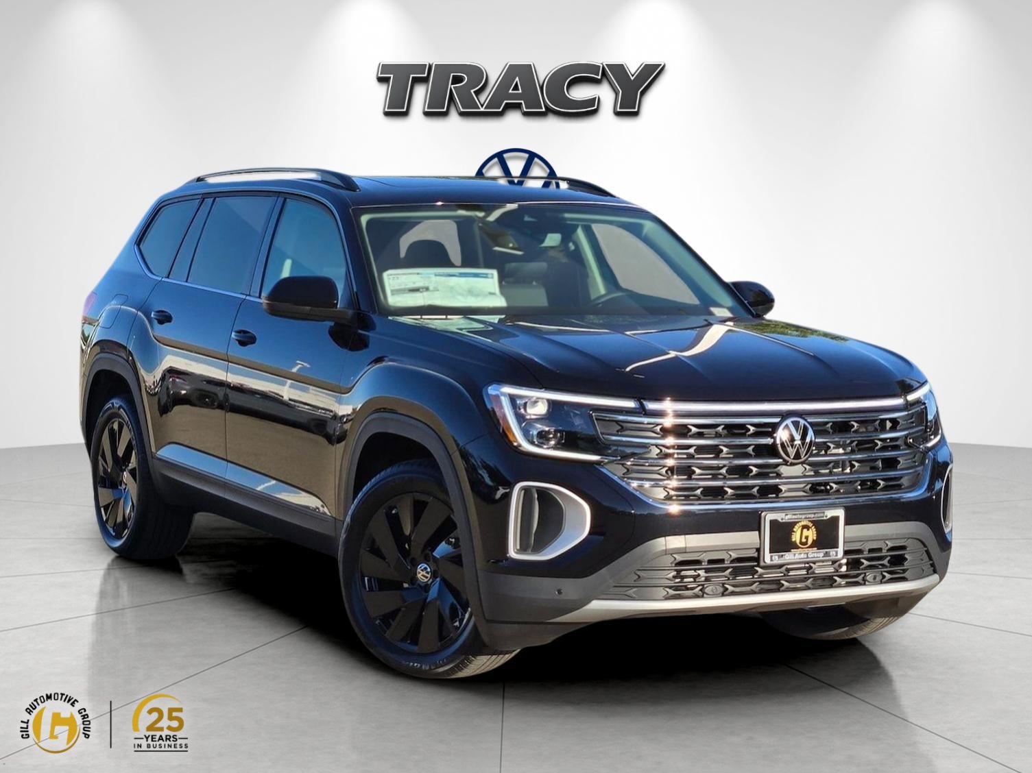 New 2026 Volkswagen Atlas SE FWD image 1